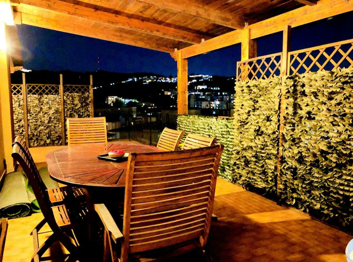 Suite Delicia Apartment - Appartamento Con Terrazza Неаполь Экстерьер фото